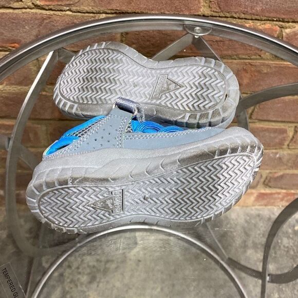 Oshkosh B’gosh Pumba2 Bumptoe Boys Sandal Size 6 - Picture 7 of 9